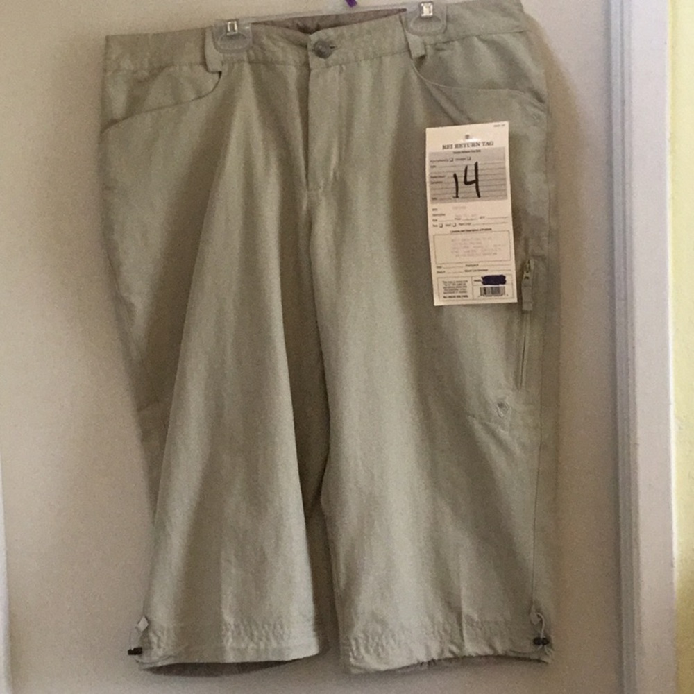 ISIS from REI long shorts. Great condition size 14